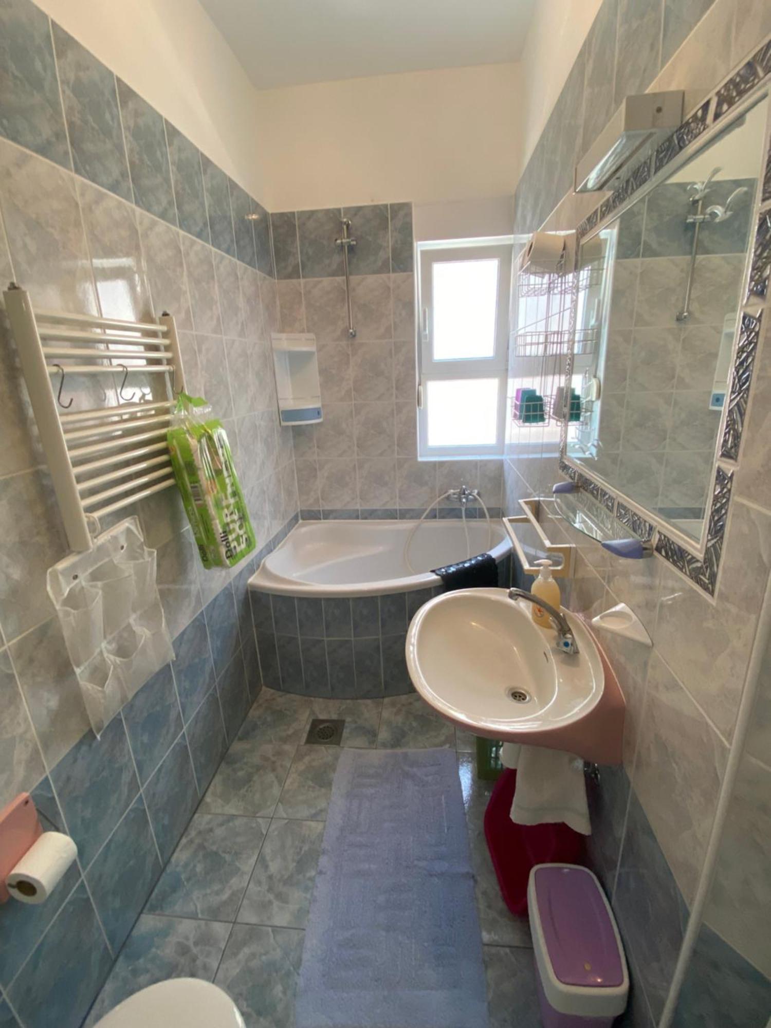 Sunrise Luxury Apartments - U2Adria Dugi Rat Szoba fotó
